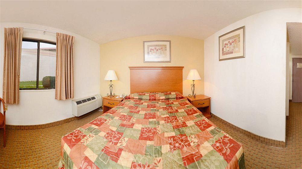 Mho Hotel Bordentown Eksteriør bilde