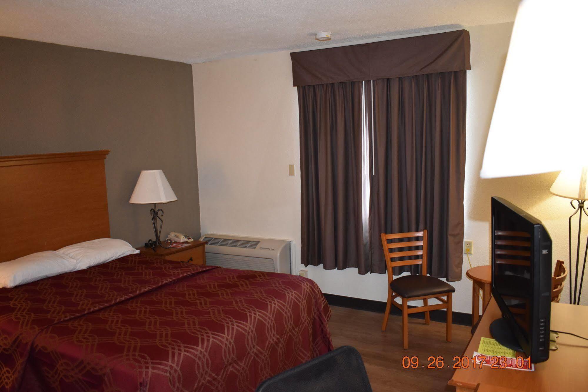 Mho Hotel Bordentown Eksteriør bilde