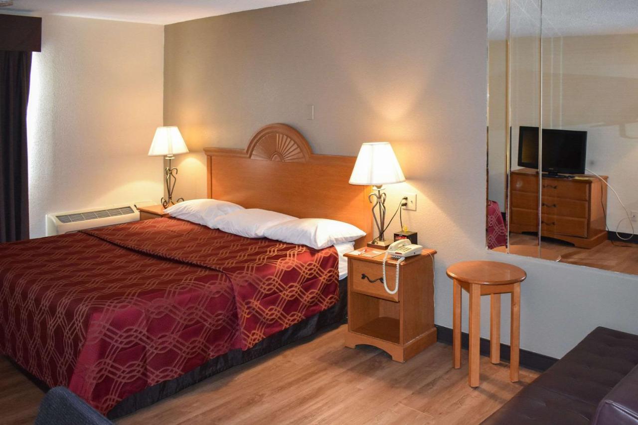Mho Hotel Bordentown Eksteriør bilde