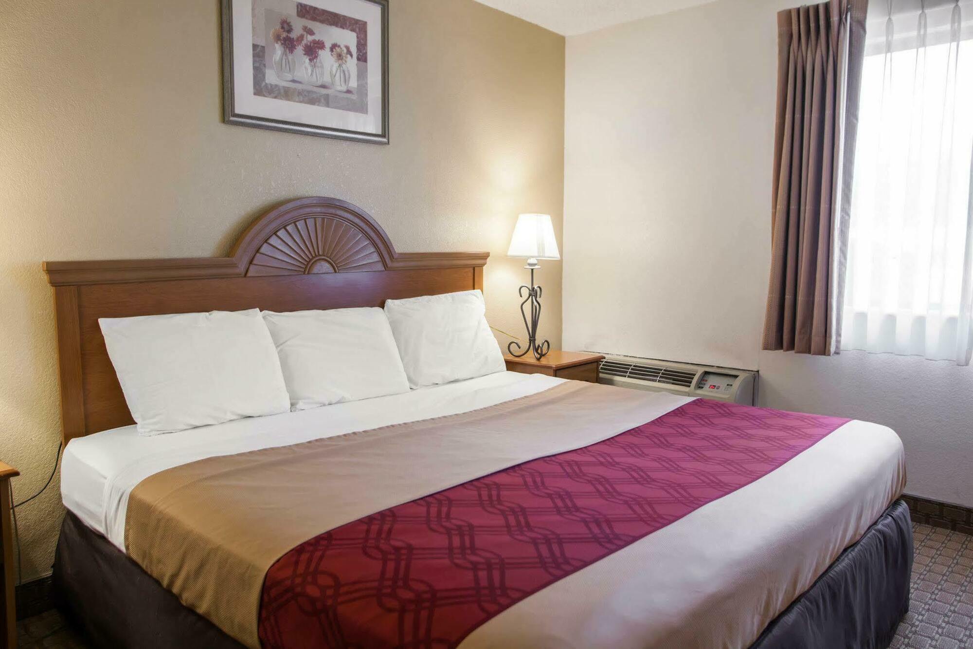 Mho Hotel Bordentown Eksteriør bilde